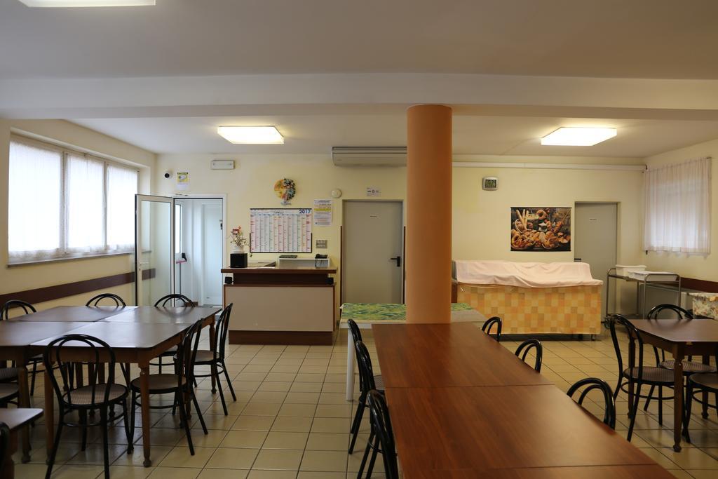 Ostello Della Gioventu Benacus Ρίβα ντελ Γκάρντα Εξωτερικό φωτογραφία